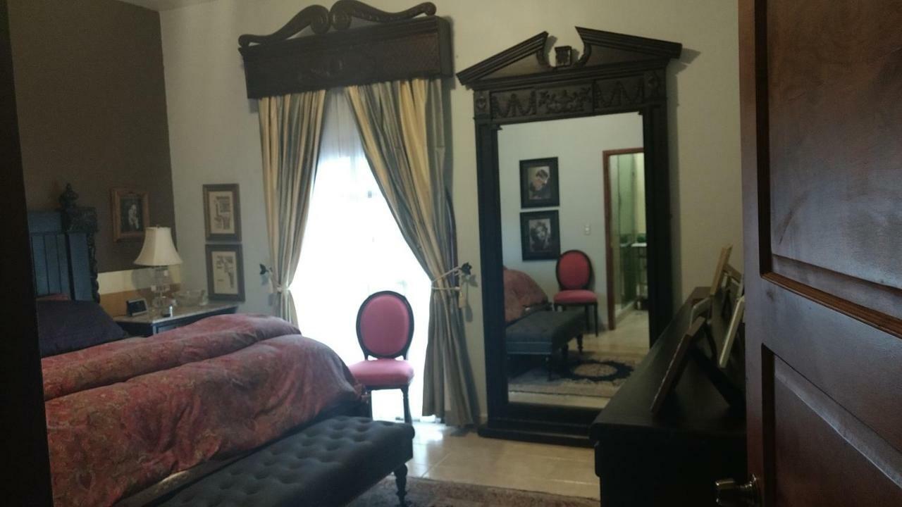 Casa Carolina Pensión